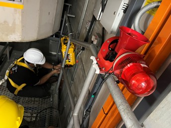 人工智能驱动的视频分析工具为提高工作场所的安全性、生产率和合规性提供洞察
