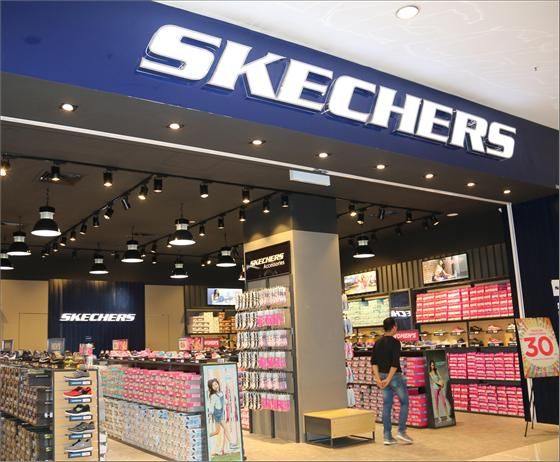 SKECHERS | Shoes and Bags | Fashion 