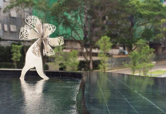 Wishing Flower, located at the main entrance of CapitaLand Singapore’s premium residential project d’Leedon, catches the eyes of those going pass it