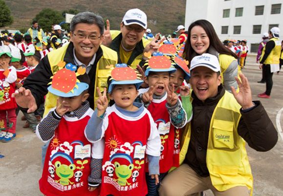 Kids and volunteers spent five fun days together as part of the CapitaLand International Volunteer Expedition to CapitaLand Daping Hope School in China