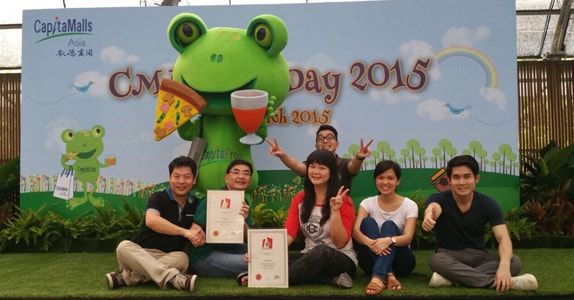 From left: Mr Jason Leow, CEO of CMA, Mr Chow and members of CMA's EHS committee at the CMA Green Day in March 2015