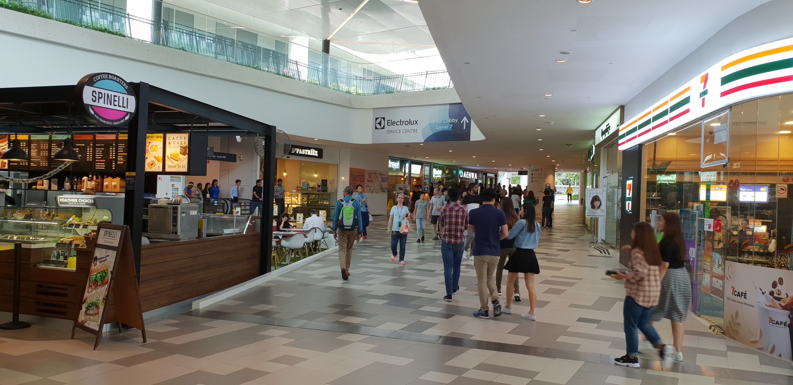 Retail podium at Galaxis