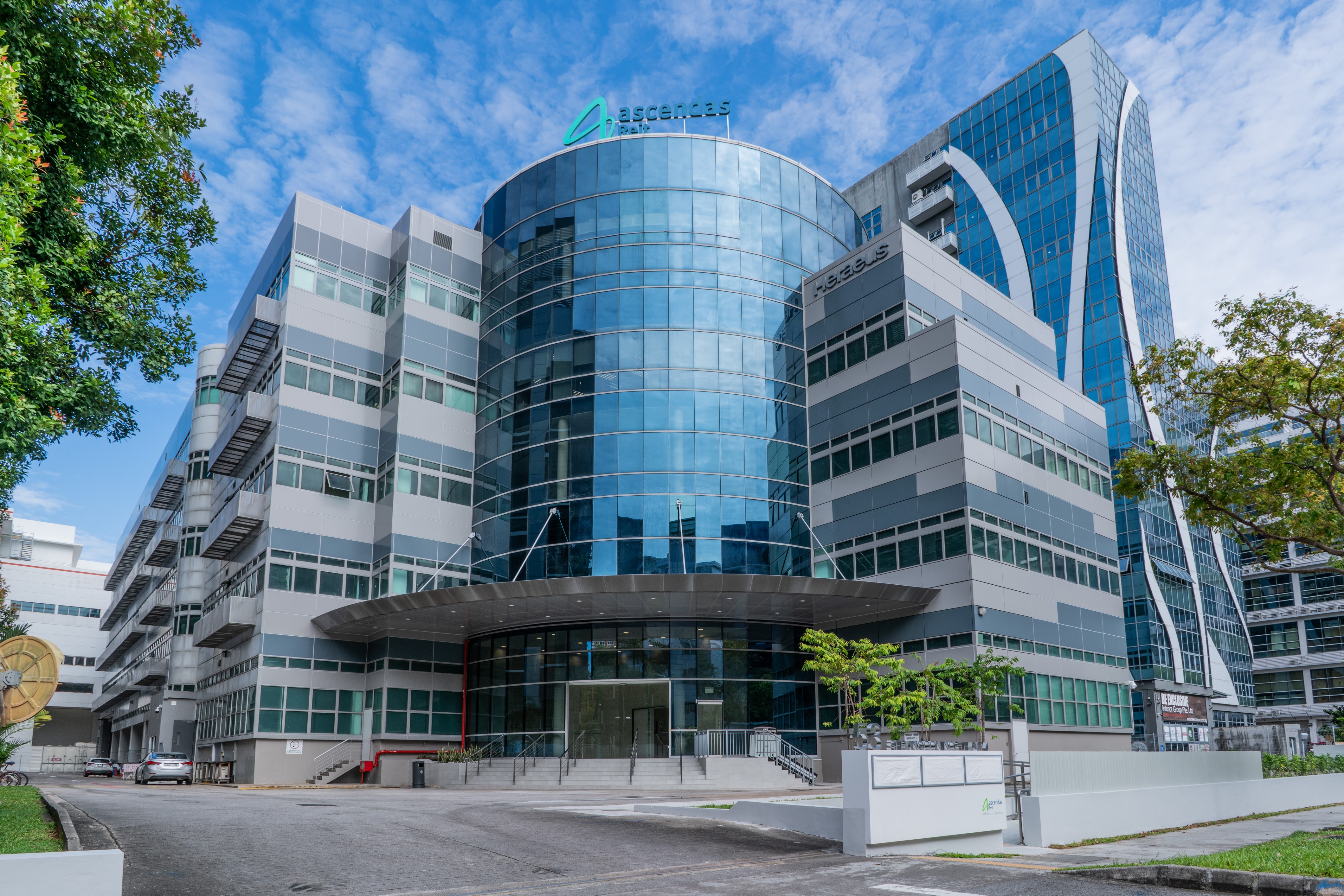  53 Serangoon North Ave 4 facade